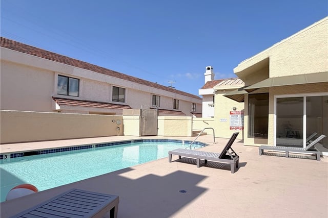 9906 Owensmouth 12, Chatsworth, CA 91311 — photo 17 of 20