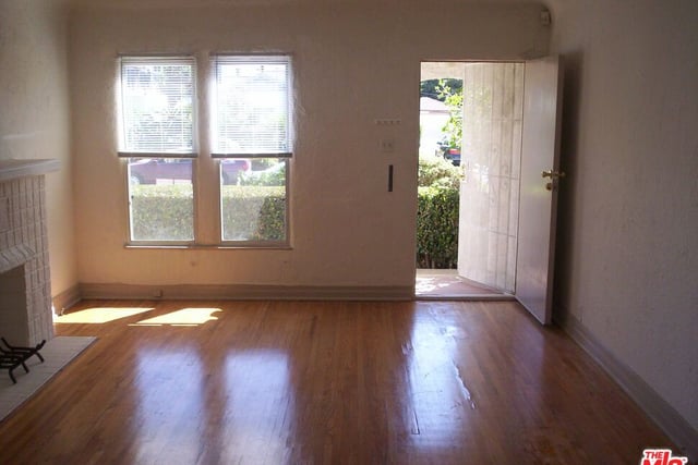 4354 Coolidge Avenue, Los Angeles, CA 90066 — photo 26 of 69