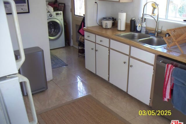4354 Coolidge Avenue, Los Angeles, CA 90066 — photo 52 of 69