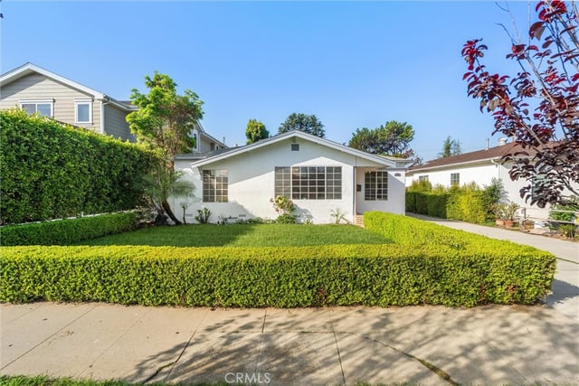 2925 Military Avenue, Los Angeles, CA 90064 — photo 2 of 43