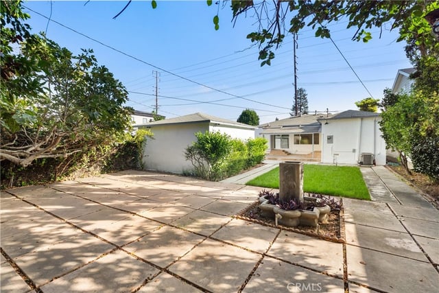 2925 Military Avenue, Los Angeles, CA 90064 — photo 34 of 43