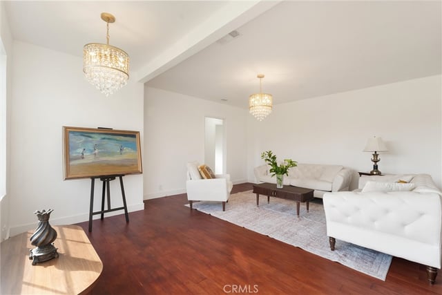 2925 Military Avenue, Los Angeles, CA 90064 — photo 6 of 43