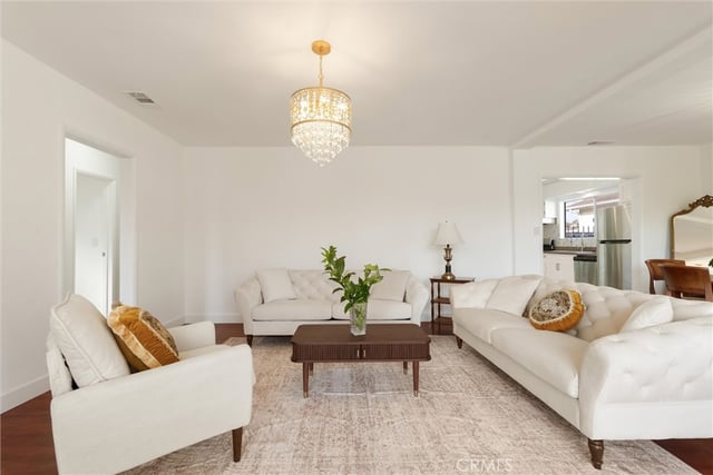2925 Military Avenue, Los Angeles, CA 90064 — photo 7 of 43