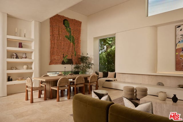 8164 Waring Avenue, Los Angeles, CA 90046 — photo 3 of 25