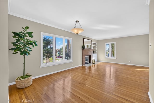 345 Park Avenue, Long Beach, CA 90814 — photo 11 of 40