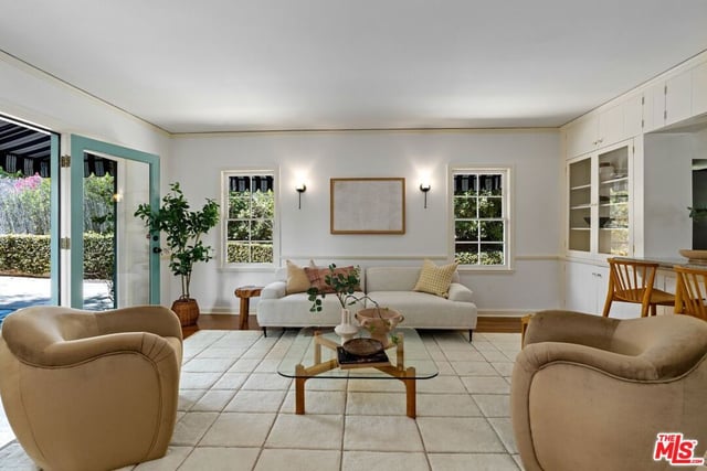 150 Arlington Drive, Pasadena, CA 91105 — photo 12 of 37