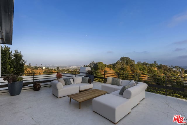 9330 Beverly Crest Drive, Beverly Hills, CA 90210 — photo 13 of 16