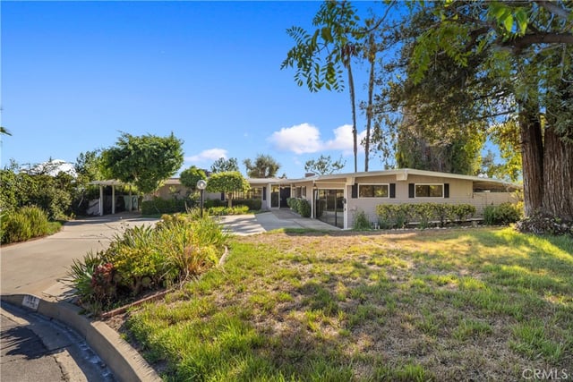 595 Rim Road, Pasadena, CA 91107 — photo 11 of 58