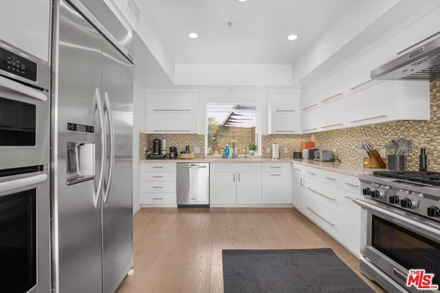 8755 Skyline Drive, Los Angeles, CA 90046 — photo 37 of 55