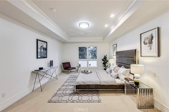 12026 Hoffman Street 201, Studio City, CA 91604 — photo 14 of 31
