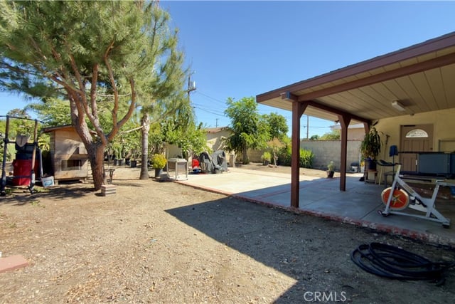 10416 Cayuga, Pacoima, CA 91331 — photo 19 of 29