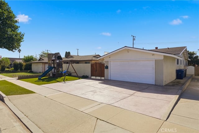2346 W 234th, Torrance, CA 90501 — photo 4 of 55