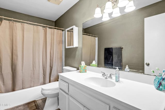 15511 Sherman Way 32, Los Angeles, CA 91406 — photo 7 of 13
