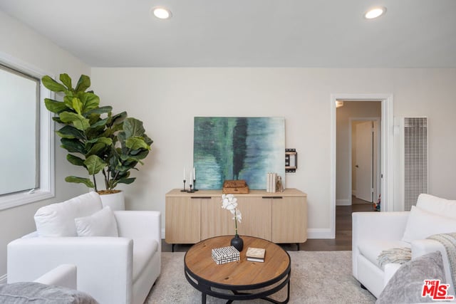827 Bay Street 5, Santa Monica, CA 90405 — photo 4 of 25