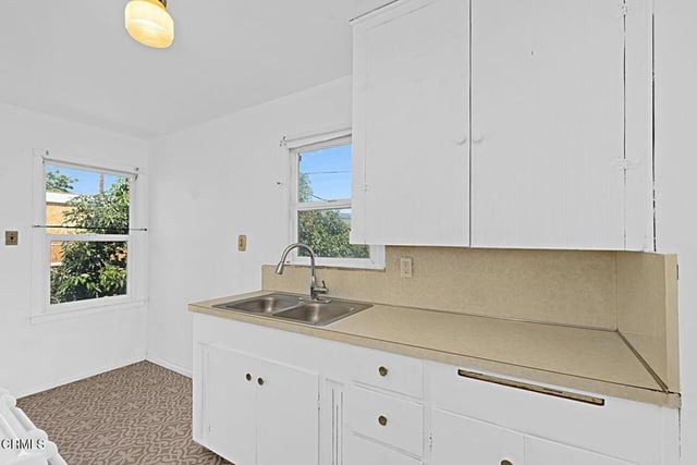 655 E 50th Street, Los Angeles, CA 90011 — photo 23 of 35