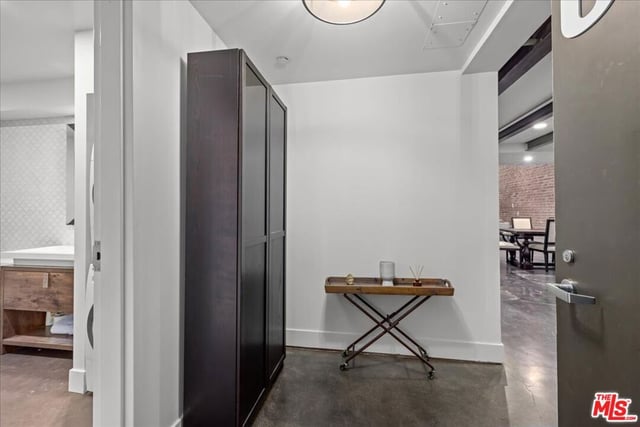 120 S Hewitt Street 6, Los Angeles, CA 90012 — photo 13 of 32