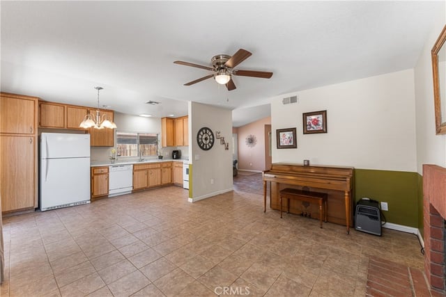 37061 29th E, Palmdale, CA 93550 — photo 10 of 44
