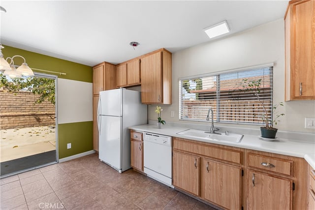 37061 29th E, Palmdale, CA 93550 — photo 14 of 44