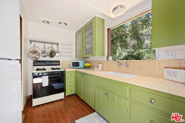 10423 Scenario Lane, Los Angeles, CA 90077 — photo 6 of 16