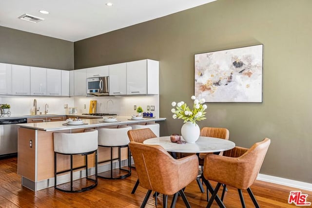 801 S Grand Avenue 1712, Los Angeles, CA 90017 — photo 10 of 45