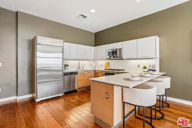 801 S Grand Avenue 1712, Los Angeles, CA 90017 — photo 15 of 45