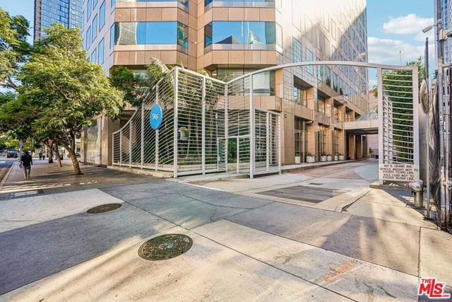 801 S Grand Avenue 1712, Los Angeles, CA 90017 — photo 43 of 45