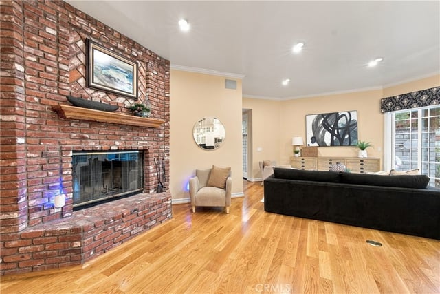116 Country Club, Burbank, CA 91501 — photo 16 of 68