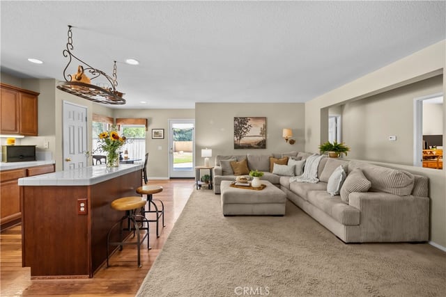 29890 Berkshire, Castaic, CA 91384 — photo 11 of 33