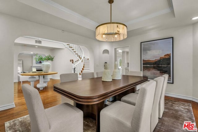 3225 Iredell Lane, Studio City, CA 91604 — photo 19 of 65