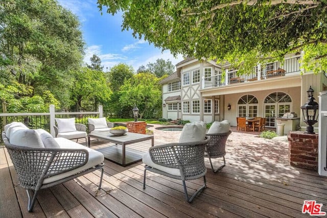 3225 Iredell Lane, Studio City, CA 91604 — photo 2 of 65