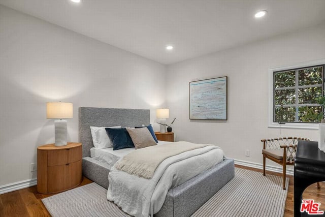 3225 Iredell Lane, Studio City, CA 91604 — photo 46 of 65