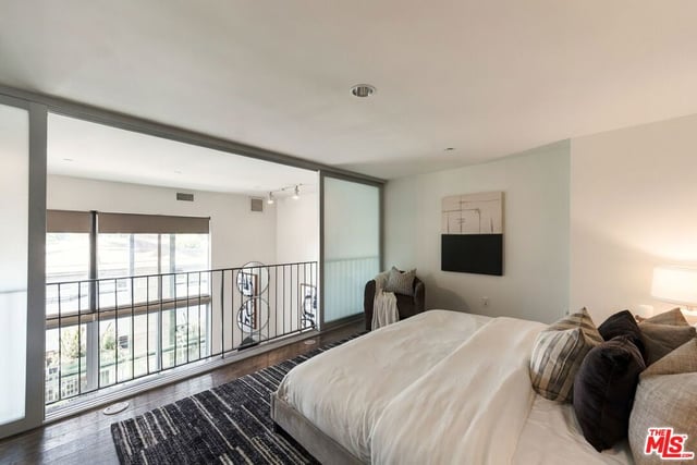 751 N Fairfax Avenue 2, Los Angeles, CA 90046 — photo 7 of 27