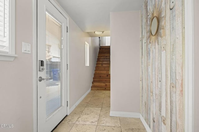256 Melrose Drive, Oxnard, CA 93035 — photo 8 of 44
