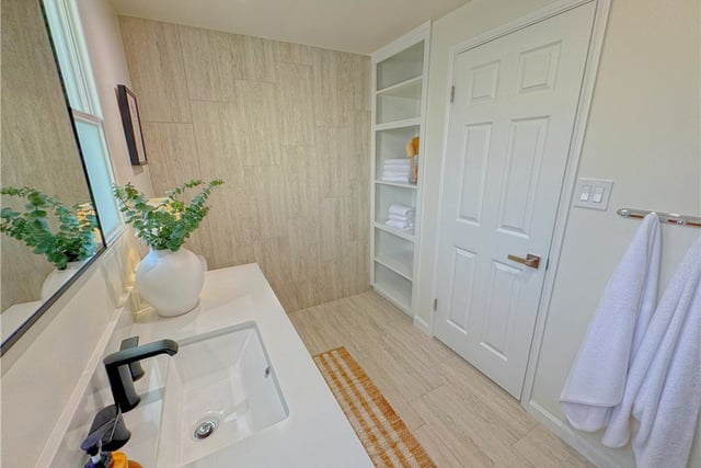 220 S Reese Place, Burbank, CA 91506 — photo 12 of 55