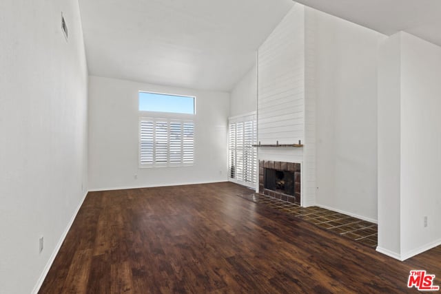 308 Pebble Beach Drive, Newbury Park, CA 91320 — photo 12 of 53