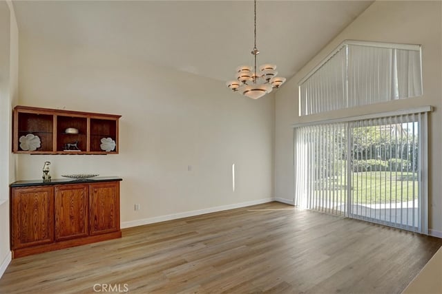 3329 Crazy Horse, Simi Valley, CA 93063 — photo 15 of 38