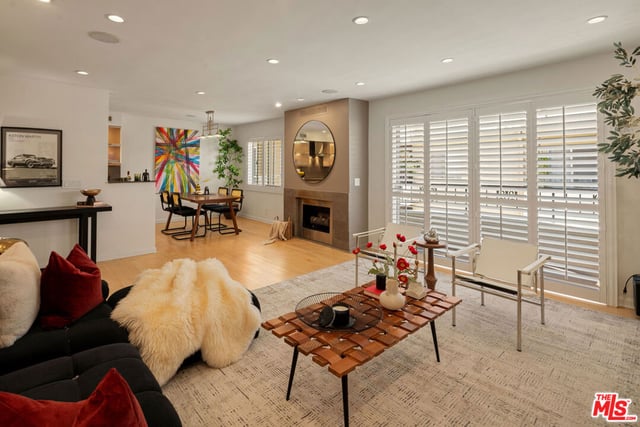 1221 N Kings Road 307, West Hollywood, CA 90069 — photo 3 of 15