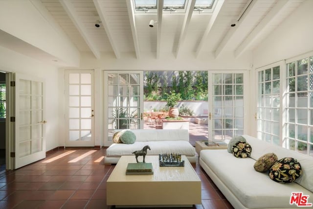 2560 Micheltorena Street, Los Angeles, CA 90039 — photo 10 of 50
