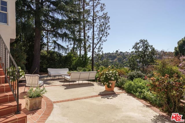 2560 Micheltorena Street, Los Angeles, CA 90039 — photo 39 of 50