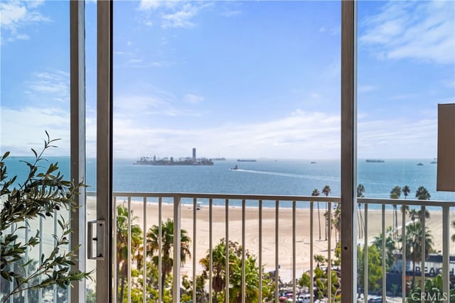 700 E Ocean Boulevard 1206, Long Beach, CA 90802 — photo 15 of 60