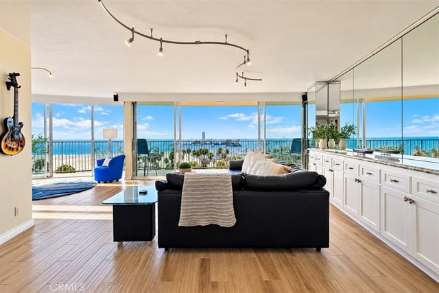 700 E Ocean Boulevard 1206, Long Beach, CA 90802 — photo 2 of 60