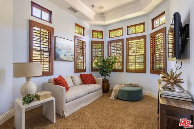 710 Rancho Dos Vientos Drive, Thousand Oaks, CA 91320 — photo 18 of 44
