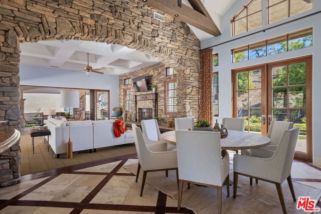 710 Rancho Dos Vientos Drive, Thousand Oaks, CA 91320 — photo 24 of 44