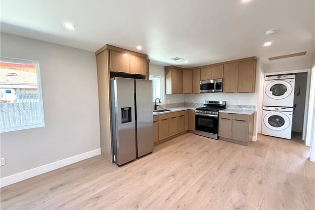 236 E E 99th, Los Angeles, CA 90003 — photo 18 of 33
