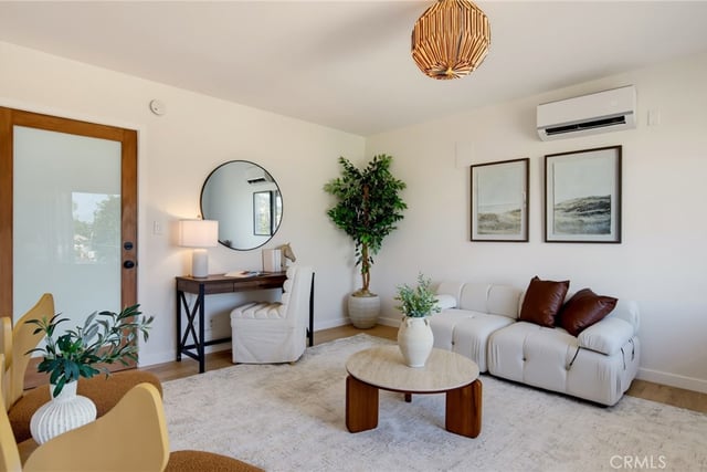 2135 Bellevue 11, Los Angeles, CA 90026 — photo 2 of 40