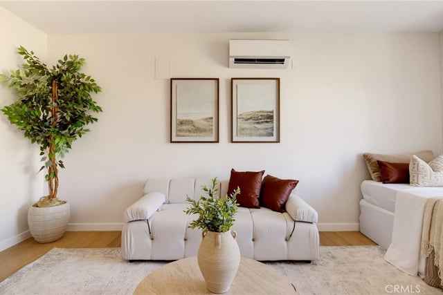 2135 Bellevue 11, Los Angeles, CA 90026 — photo 3 of 40