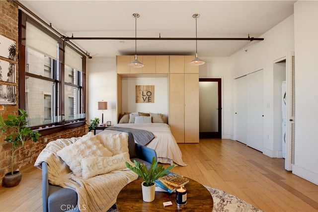 460 S Spring 1008, Los Angeles, CA 90013 — photo 21 of 37