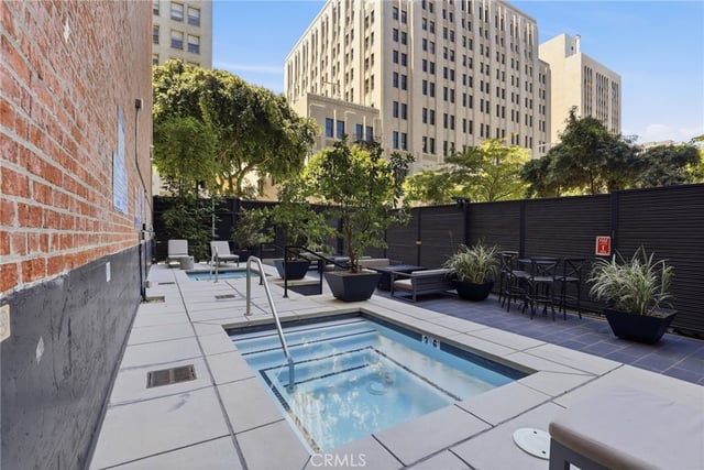 460 S Spring 1008, Los Angeles, CA 90013 — photo 27 of 37