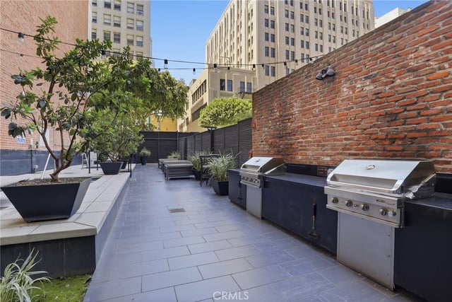 460 S Spring 1008, Los Angeles, CA 90013 — photo 28 of 37
