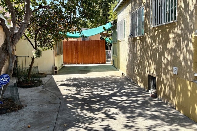 4065 Wadsworth, Los Angeles, CA 90011 — photo 24 of 29